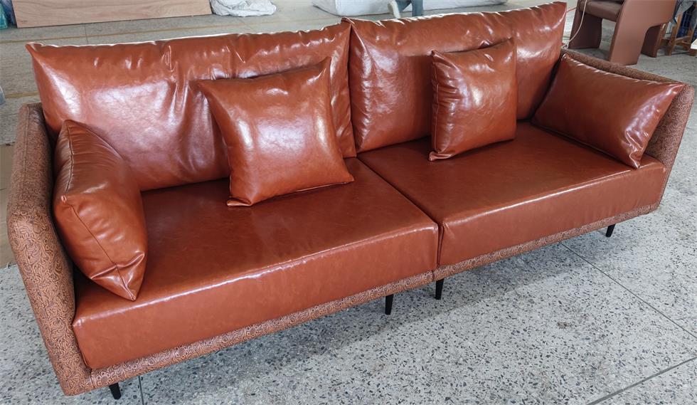 Elegant Club Sofa with Embossed Pattern