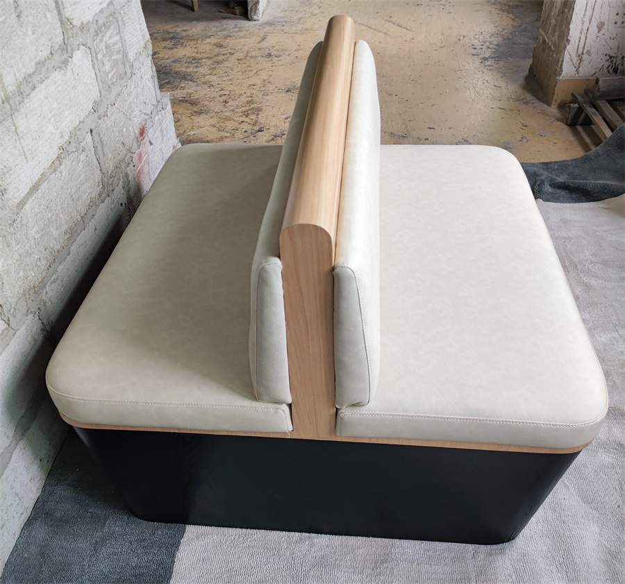 Modern Double-Sided Booth Seating for Barbecue Restaurants – Stylish and Durable