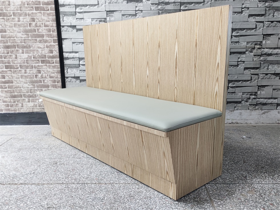 Natural Wood Grain BBQ Restaurant Booth Seating – Scandinavian Minimalist Style