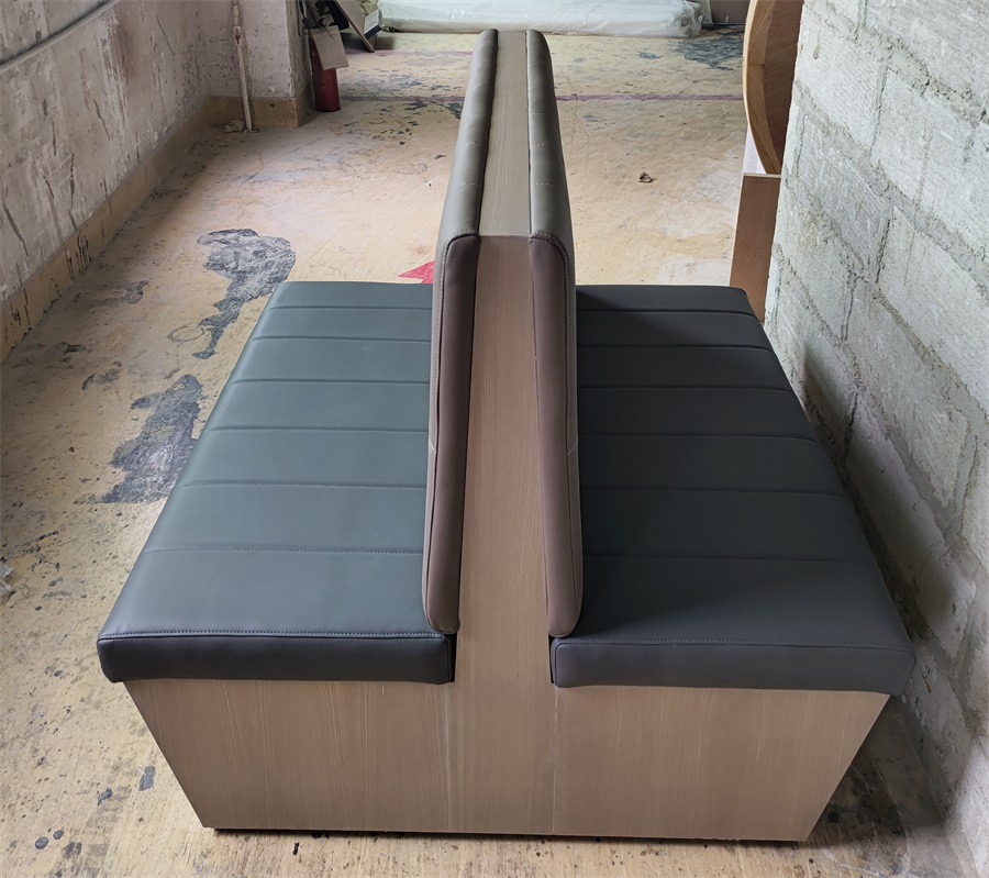 hot pot restaurant seating