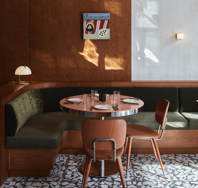 High-End Restaurant Booth Seating