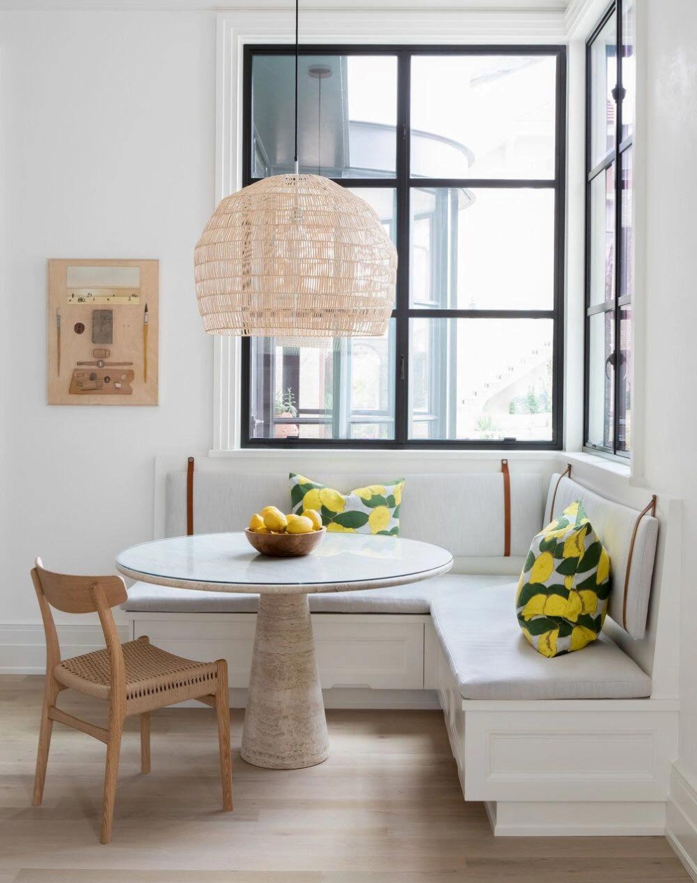 Comfortable Restaurant Booths for Small Spaces