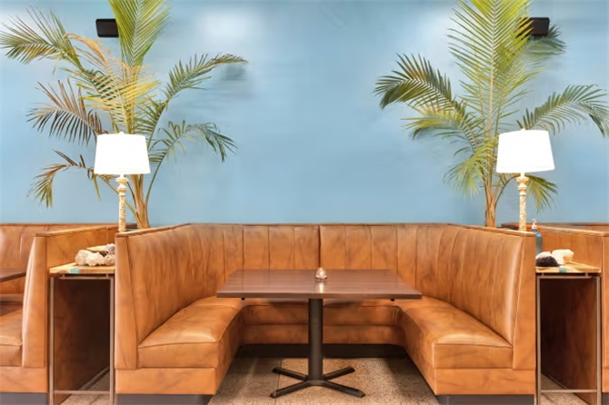 restaurant corner booth