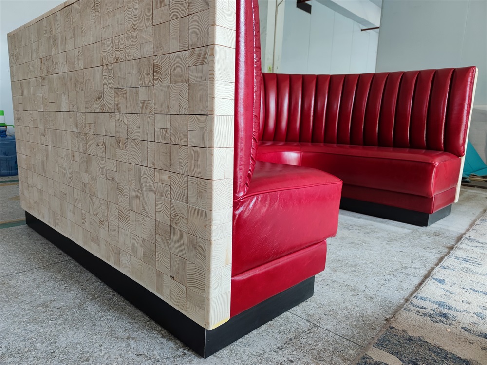 U-Shaped Red Booth Sofa – Ideal Restaurant Seating for BBQ Shops