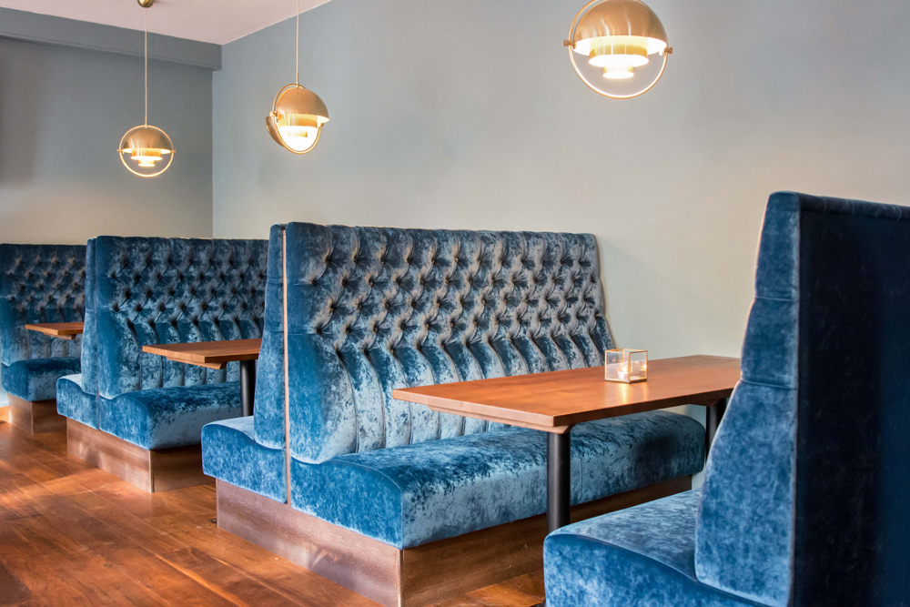 cafe booth seating