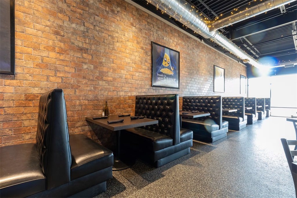 wall bench seating for restaurants