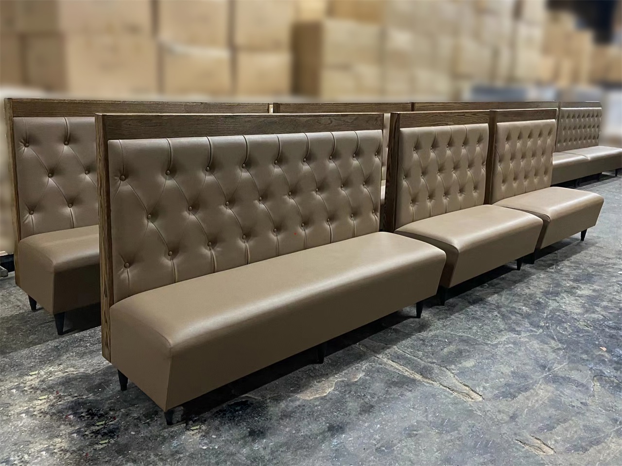 Commercial Upholstered Restaurant Booth Seating with High Back, Modern Vinyl Banquette for Hotels and Restaurants